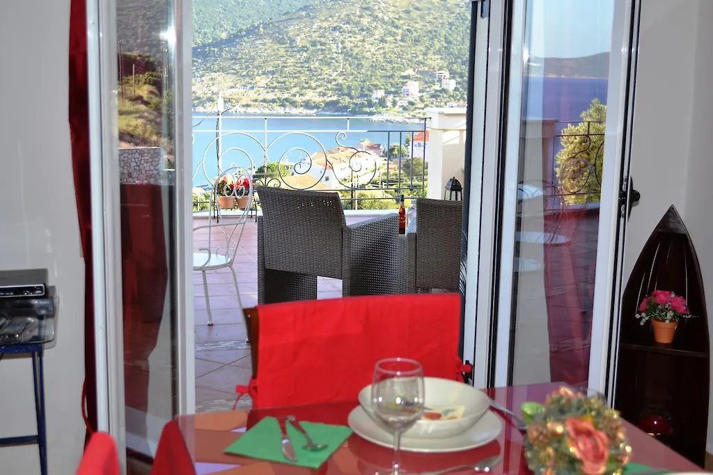 Apartment Verde E Mare Agia Efimia Greece